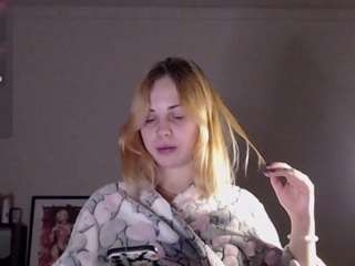 AlisMoona nude in hot sex Live chat
