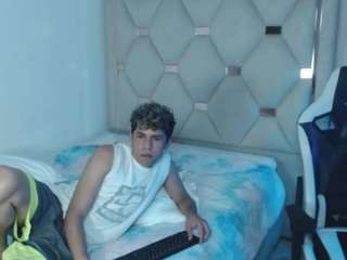 Bvlgar-Guys nude in hot sex Live chat
