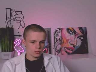 leo-valor nude in hot sex Live chat