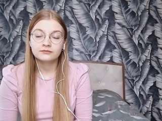 OksanaKuznetsova nude in hot sex Live chat
