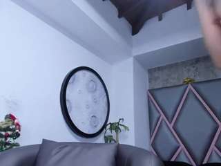Sofia-01 nude in hot sex Live chat