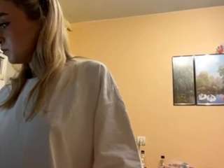 Tereza nude in hot sex Live chat