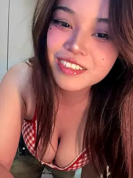 Toffee-00 nude live chat in sexy room