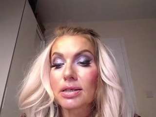 XDiamondGirlx nude in hot sex Live chat
