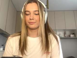 AsleyKeady nude in hot sex Live chat