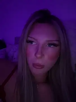 Blondeeee nude live chat in sexy room