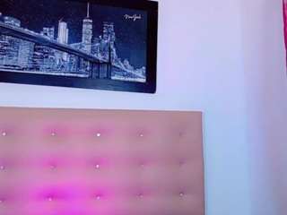 Issa_Doll nude in hot sex Live chat