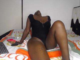 lunahott nude in hot sex Live chat