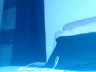 Lunarusell77 nude in hot sex Live chat