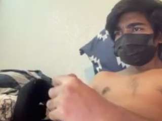 Mrhulky18 nude in hot sex Live chat