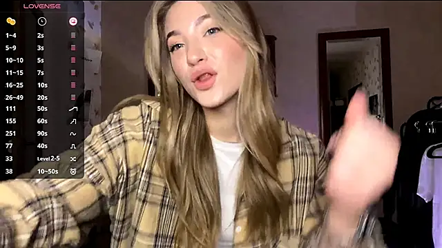 OrethaEredia nude live chat in sexy room