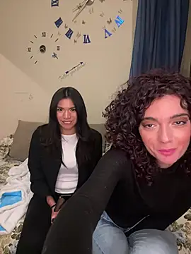 Strawberry_queen2 nude live chat in sexy room