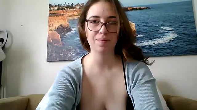 Sweetsocalgirl nude live chat in sexy room