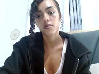 vickyyyx nude in hot sex Live chat