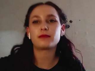 AnnaleeKious nude in hot sex Live chat
