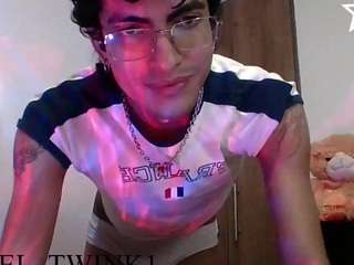 axel-love nude in hot sex Live chat