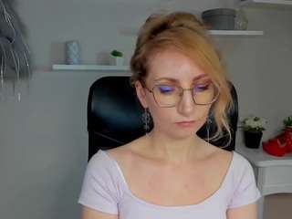 CinderellaMoon nude in hot sex Live chat