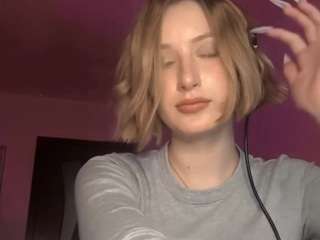 HienLeggans nude in hot sex Live chat