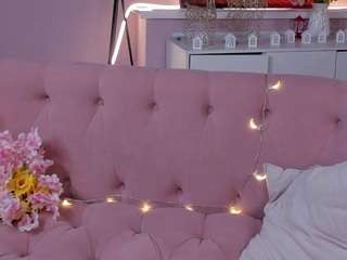 leyla-mirage nude in hot sex Live chat