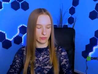 lola-soft nude in hot sex Live chat