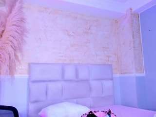 Natashaa-Taylor nude in hot sex Live chat