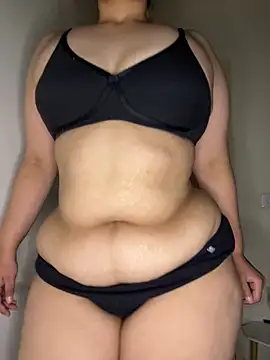 P_r__ nude live chat in sexy room