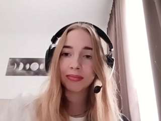 SeraSantoro nude in hot sex Live chat