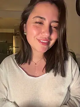 Sukhakunis1 nude live chat in sexy room