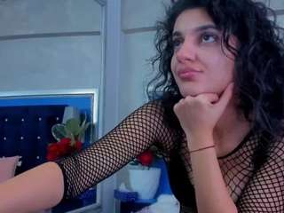 YasmineHott nude in hot sex Live chat