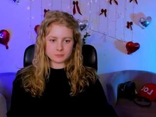 clery-moon nude in hot sex Live chat