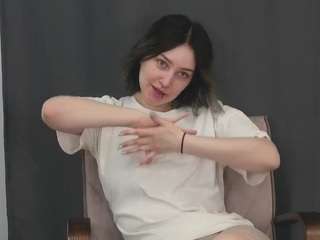 EmelineMooring nude in hot sex Live chat
