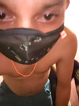 Gujjuhotcouple nude live chat in sexy room