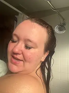 JuicyPeach69 nude live chat in sexy room