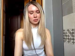 MartinaYamnitz nude in hot sex Live chat