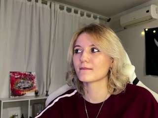 RoseanneGoff nude in hot sex Live chat