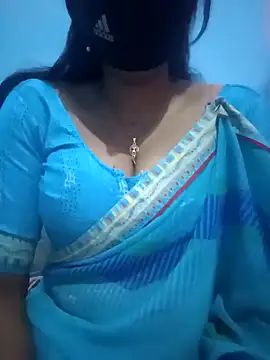 Sexyradha_ nude live chat in sexy room