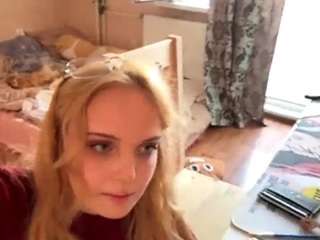YuetteVedia nude in hot sex Live chat