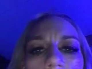 Funsize_LilBlondie nude in hot sex Live chat