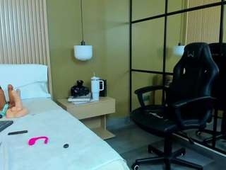 Jessi-Cream nude in hot sex Live chat