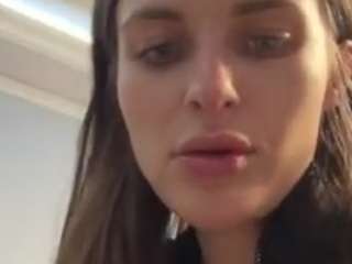lerraaa nude in hot sex Live chat