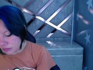 Lewii-T nude in hot sex Live chat