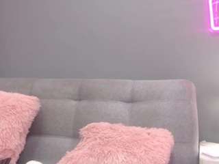 Manelly-sweetf nude in hot sex Live chat