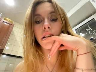 MarhtaFettes nude in hot sex Live chat
