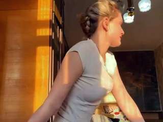 MayeDistasio nude in hot sex Live chat
