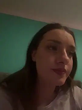 MIssYoungPinkie nude live chat in sexy room