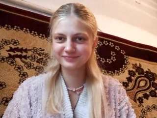 NaomiGernert nude in hot sex Live chat