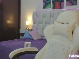 Nextboywell nude in hot sex Live chat