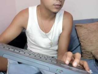 paulhot111 nude in hot sex Live chat