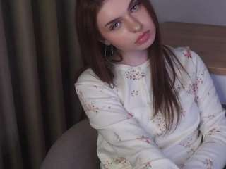 UshaSherdon nude in hot sex Live chat