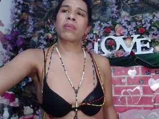 DESIRE10INCHES nude in hot sex Live chat